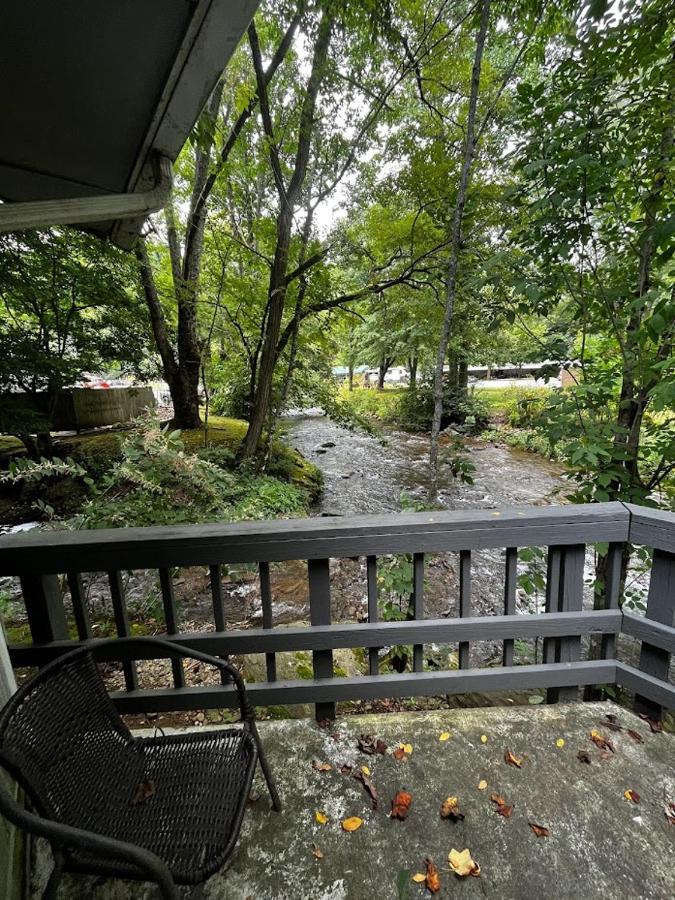 Meadowlark Motel Maggie Valley Zewnętrze zdjęcie